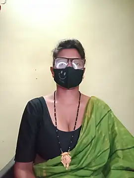Snapshot of Mohini_Josh069 chatting on June 19, 2026, 10:57 pm Mohini Josh069 online show from June 19, 2026, 10:57 pm