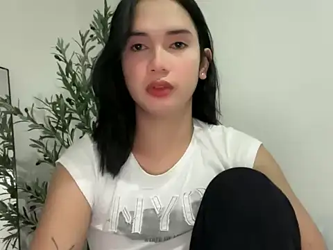 Snapshot of Sweet_Hannahx chatting on July 22, 2026, 1:25 pm Sweet Hannahx online show from July 22, 2026, 1:25 pm
