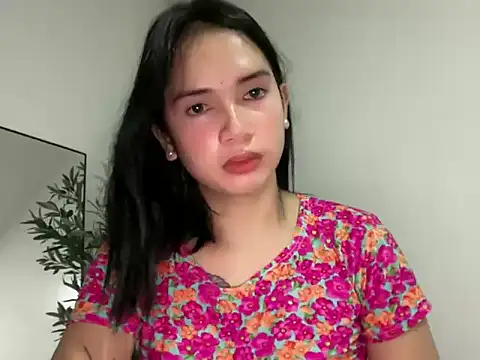 Snapshot of Sweet_Hannahx chatting on July 28, 2026, 5:12 pm Sweet Hannahx online show from July 28, 2026, 5:12 pm