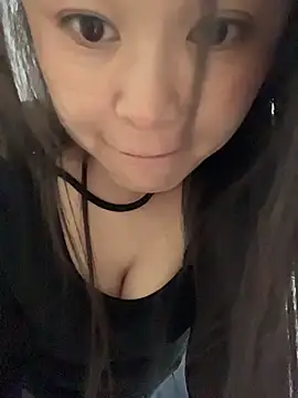 Snapshot of penny996 chatting on November 12, 2025, 6:14 am penny996 online show from November 12, 2025, 6:14 am