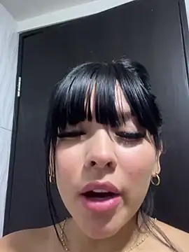 BrendaCrean online show from March 5, 2025, 11:38 am