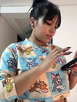 BrendaCrean online show from March 18, 2025, 6:15 pm