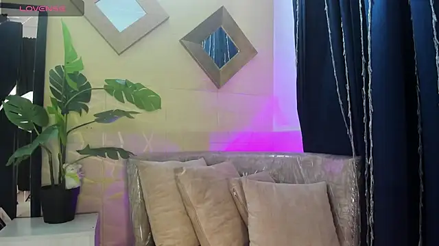 Valery Brand online show from May 5, 2026, 12:46 pm
