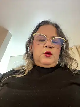 Snapshot of Lucy_Milf_474 chatting on June 15, 2026, 12:07 pm Lucy Milf 474 online show from June 15, 2026, 12:07 pm