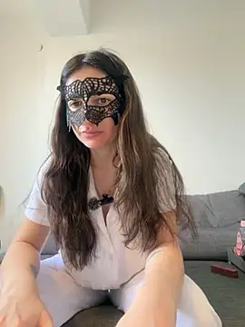 0gece0 online show from March 3, 2026, 9:04 am