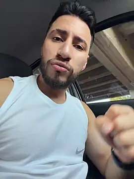 Thiago Hill online show from July 17, 2026, 10:36 pm