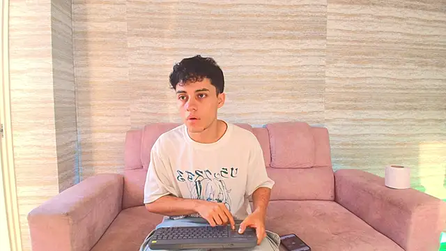 Snapshot of Dani_rivass chatting on November 7, 2025, 11:21 am Dani rivass online show from November 7, 2025, 11:21 am