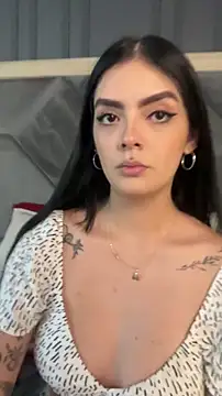 Snapshot of AliceRitter chatting on June 30, 2026, 10:22 pm AliceRitter online show from June 30, 2026, 10:22 pm