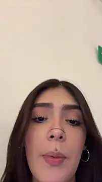 Snapshot of AliceRitter chatting on July 17, 2026, 11:31 pm AliceRitter online show from July 17, 2026, 11:31 pm