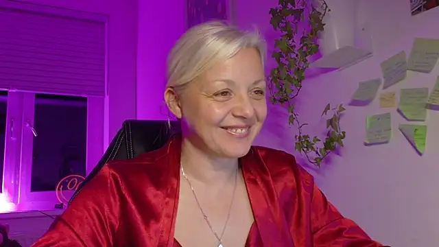 Linsy Kim online show from March 3, 2026, 8:59 pm