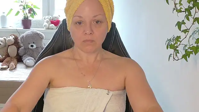 Linsy Kim online show from March 15, 2026, 10:10 am