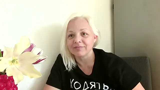 Linsy Kim online show from May 3, 2026, 7:03 am