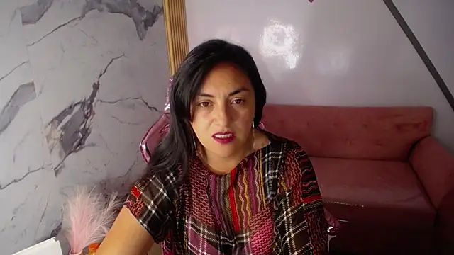 Snapshot of tamara_ch1 chatting on September 9, 2025, 4:01 am tamara ch1 online show from September 9, 2025, 4:01 am