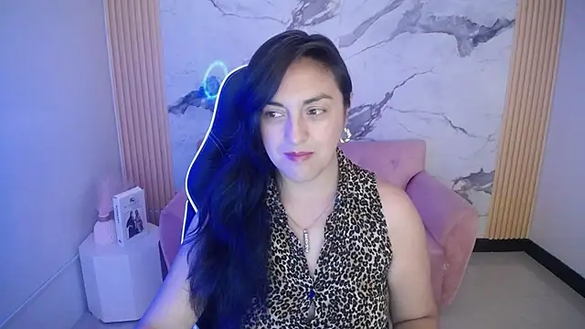 Snapshot of tamara_ch1 chatting on November 20, 2025, 3:18 am tamara ch1 online show from November 20, 2025, 3:18 am