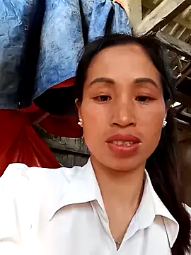 Snapshot of misa_00 chatting on October 5, 2025, 9:40 am misa 00 online show from October 5, 2025, 9:40 am