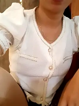 Snapshot of misa_00 chatting on June 15, 2026, 3:53 am misa 00 online show from June 15, 2026, 3:53 am