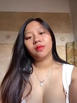 Snapshot of maianhcute chatting on September 19, 2025, 12:45 am maianhcute online show from September 19, 2025, 12:45 am