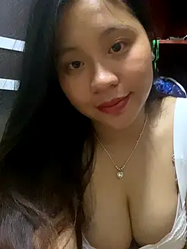 Snapshot of maianhcute chatting on September 25, 2025, 12:42 pm maianhcute online show from September 25, 2025, 12:42 pm