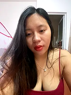 Snapshot of maianhcute chatting on October 2, 2025, 12:28 am maianhcute online show from October 2, 2025, 12:28 am