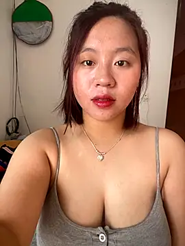 Snapshot of maianhcute chatting on October 28, 2025, 1:20 am maianhcute online show from October 28, 2025, 1:20 am