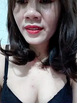 Singlemom69x online show from May 23, 2026, 1:11 am