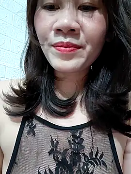 Singlemom69x online show from June 21, 2026, 1:13 pm