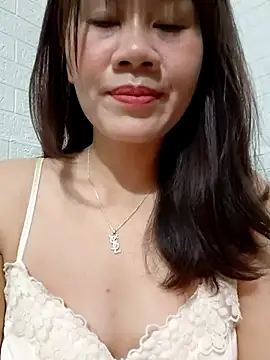 Singlemom69x online show from July 28, 2026, 1:21 pm