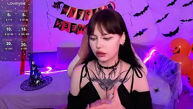 Snapshot of Morana_Batt chatting on October 31, 2025, 2:34 am Morana Batt online show from October 31, 2025, 2:34 am