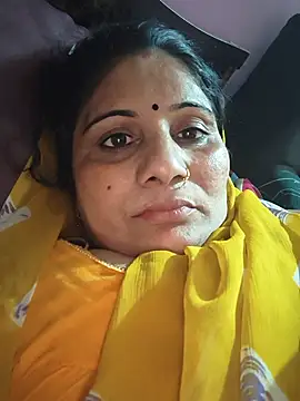 Snapshot of Rakhi99x chatting on May 27, 2026, 9:28 am Rakhi99x online show from May 27, 2026, 9:28 am