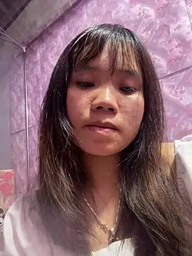 Ngoc-bbi online show from May 1, 2026, 1:59 pm