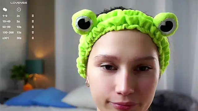 Snapshot of MelaniSeiver chatting on November 21, 2025, 1:15 am MelaniSeiver online show from November 21, 2025, 1:15 am