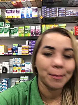 Snapshot of imoly99 chatting on October 4, 2025, 12:14 pm imoly99 online show from October 4, 2025, 12:14 pm