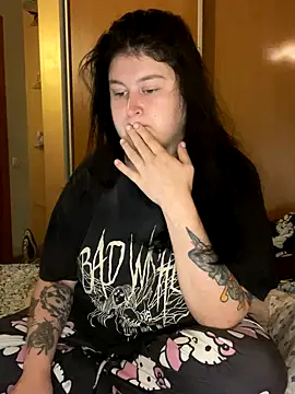 Snapshot of DazzzlingDame chatting on September 24, 2025, 1:20 am DazzzlingDame online show from September 24, 2025, 1:20 am