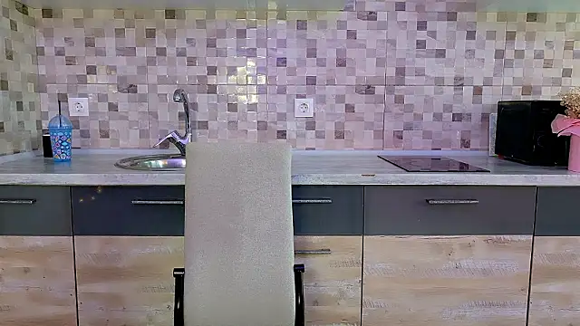 Snapshot of Princess_ladylila chatting on February 28, 2026, 5:41 am Princess ladylila online show from February 28, 2026, 5:41 am