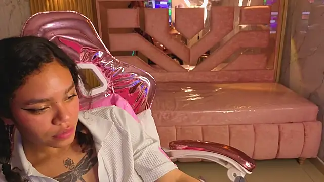 Snapshot of Canela_s1 chatting on September 21, 2025, 8:16 am Canela s1 online show from September 21, 2025, 8:16 am