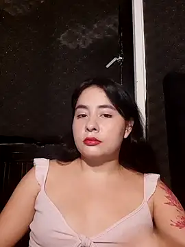 Yuli-27 online show from November 26, 2025, 2:23 am