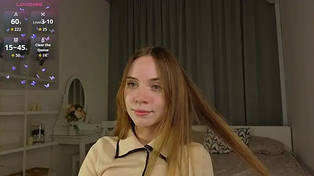 Snapshot of CarollSmithh chatting on September 22, 2025, 8:44 pm CarollSmithh online show from September 22, 2025, 8:44 pm