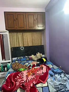 goodvibesonly44445 online show from February 12, 2026, 11:49 am