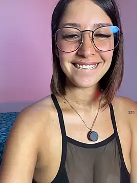 Snapshot of luvely chatting on March 13, 2026, 2:18 am luvely online show from March 13, 2026, 2:18 am