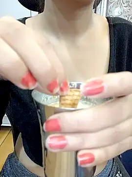 Snapshot of Deepa_devi69 chatting on November 11, 2025, 5:57 pm Deepa devi69 online show from November 11, 2025, 5:57 pm