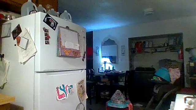 Snapshot of ScrawburryBBW chatting on October 8, 2025, 8:23 am ScrawburryBBW online show from October 8, 2025, 8:23 am