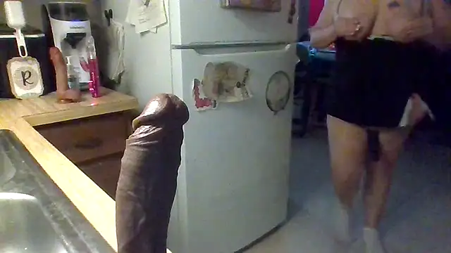 Snapshot of ScrawburryBBW chatting on October 24, 2025, 3:47 am ScrawburryBBW online show from October 24, 2025, 3:47 am