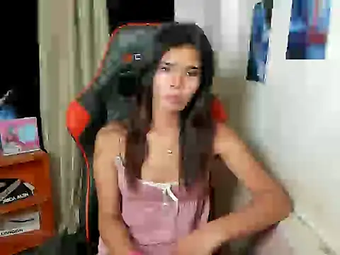 Snapshot of dianne_swift chatting on June 30, 2026, 10:00 pm dianne swift online show from June 30, 2026, 10:00 pm