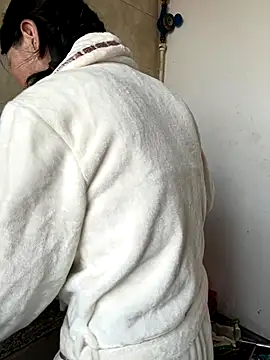 Snapshot of xiiuuff18 chatting on November 25, 2025, 11:49 pm xiiuuff18 online show from November 25, 2025, 11:49 pm