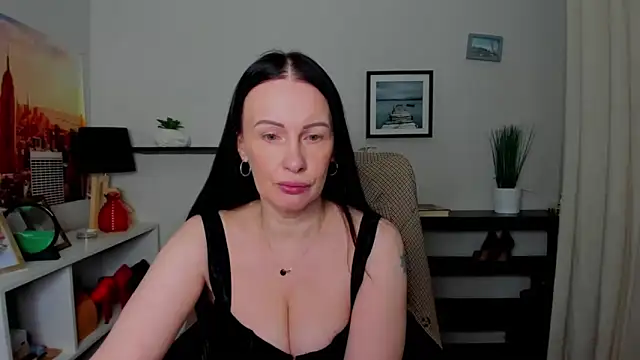 Velvet Jasmine online show from November 25, 2025, 6:35 am