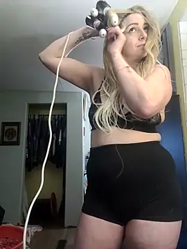 cutiekayls online show from June 17, 2026, 2:51 pm