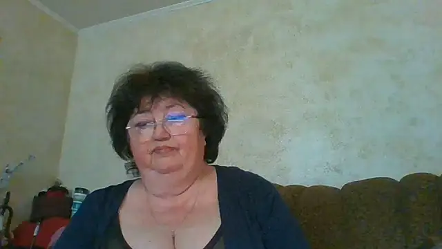 MilaSky5303 online show from June 17, 2026, 2:18 pm