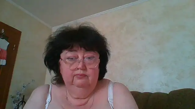 MilaSky5303 online show from July 17, 2026, 11:50 am