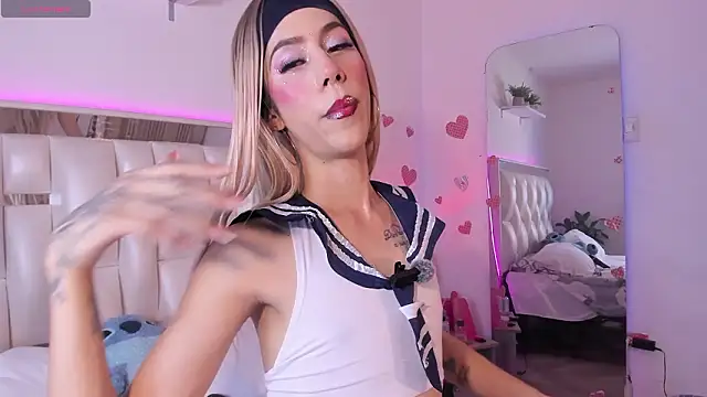 Darlyn tenderhot   online show from February 25, 2026, 3:21 pm