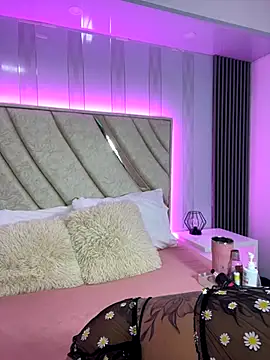 Snapshot of bellalumi chatting on September 14, 2025, 11:42 am bellalumi online show from September 14, 2025, 11:42 am